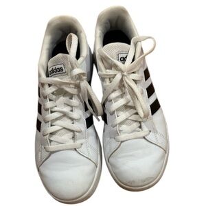 ⭐️ Adidas Grand Court sneakers